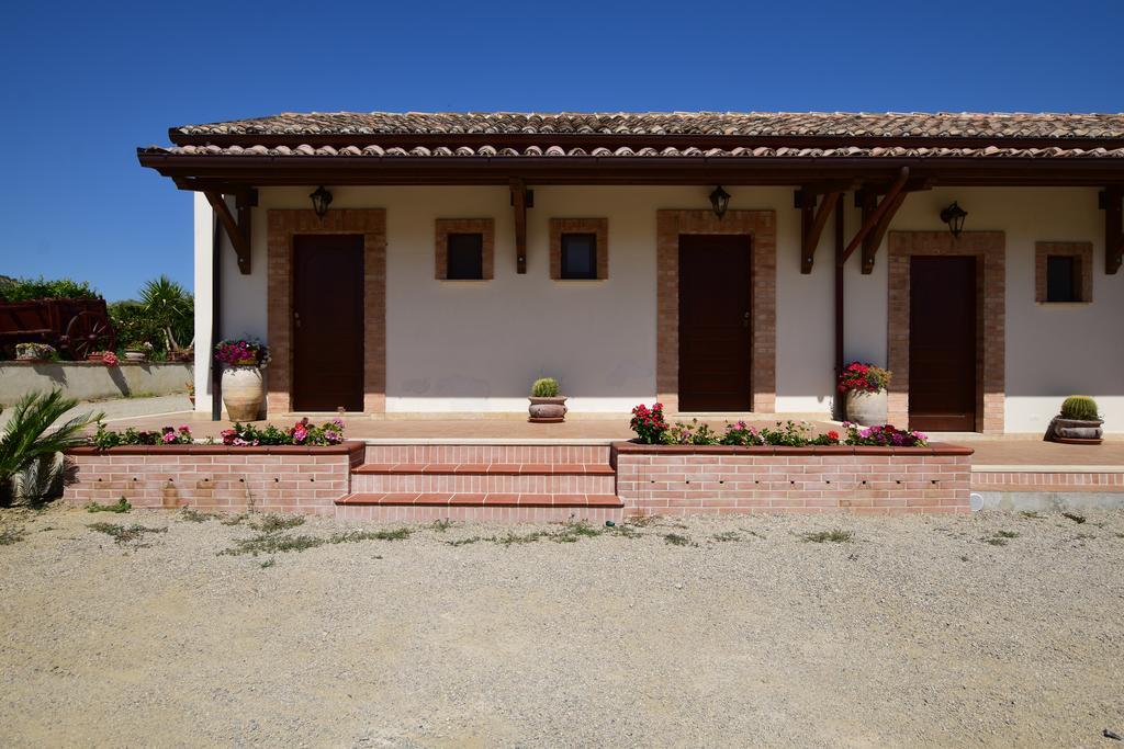 Agriturismo Trappeto Vecchio San Demetrio Corone Ngoại thất bức ảnh